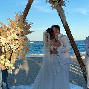 Meet your Posher, Sharon